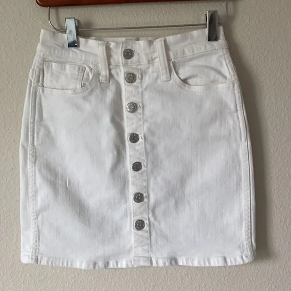 Madewell Women’s  Stretch ButtonFront White Denim Straight Mini Skirt Edition 24 - Picture 5 of 15